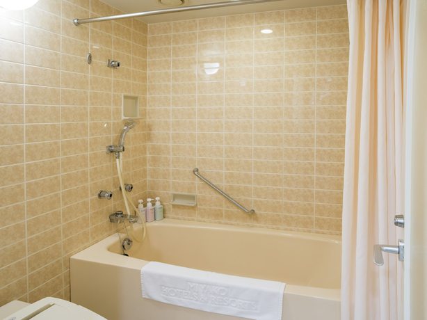 Imagen de la habitación del Hotel Miyako Amagasaki. Foto 6