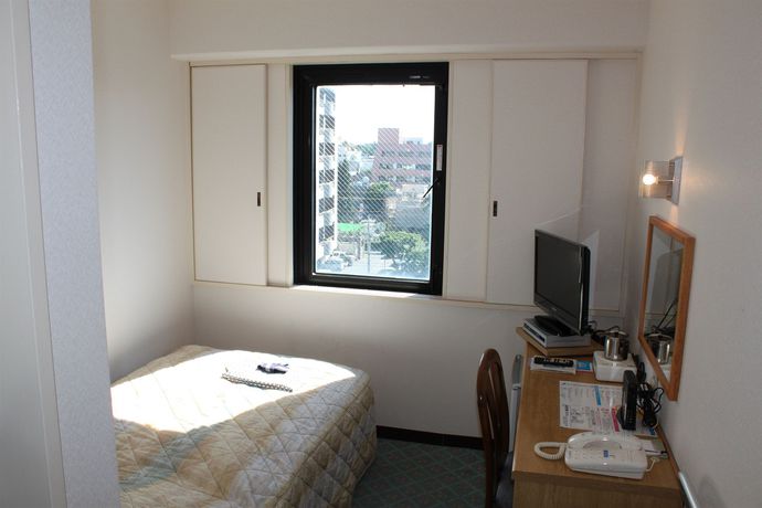 Imagen de la habitación del Hotel Miyako Daiichi. Foto 13
