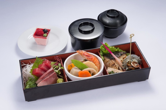 Imagen del bar/restaurante del Hotel Miyako Hybrid Torrance. Foto 5