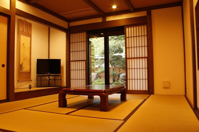 Imagen de la habitación del Hotel Miyamotoke. Foto 18