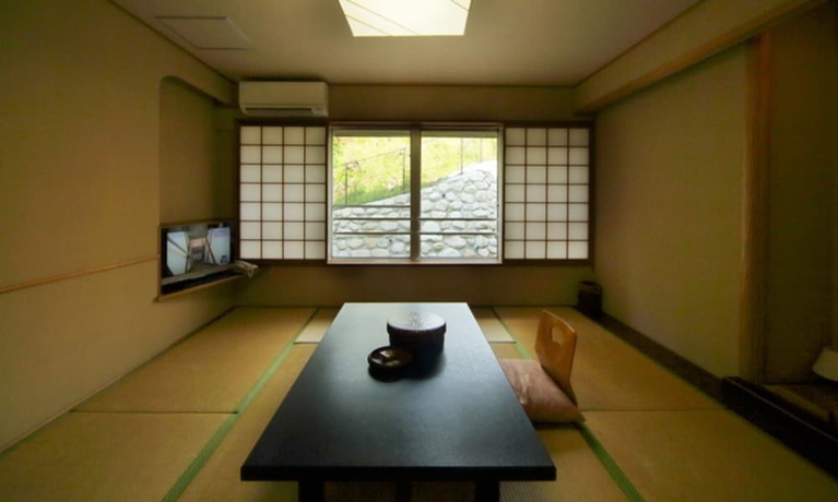 Imagen de la habitación del Hotel Miyarikyu. Foto 9