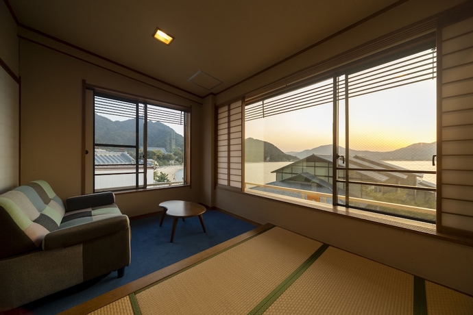 Imagen de la habitación del Hotel Miyarikyu. Foto 14