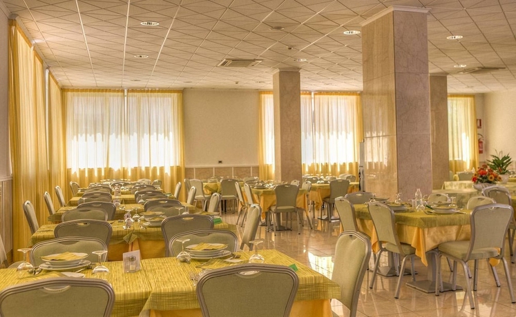 Imagen del bar/restaurante del Hotel Mizar, Chianciano Terme. Foto 2