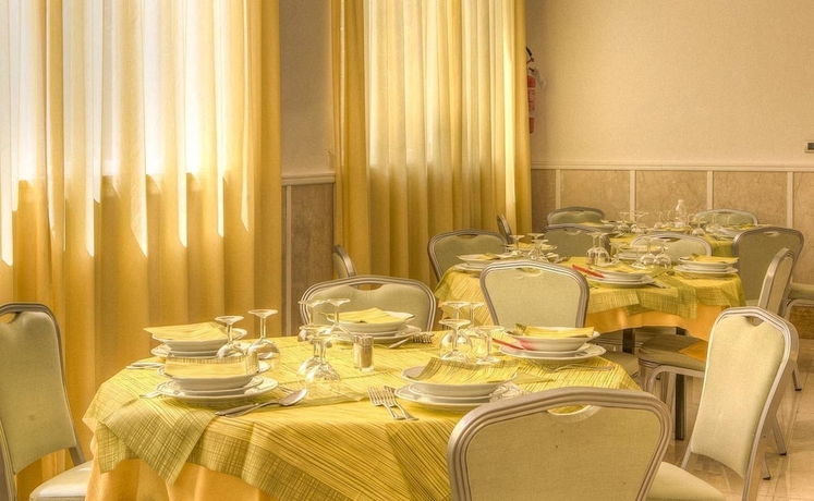 Imagen del bar/restaurante del Hotel Mizar, Chianciano Terme. Foto 5