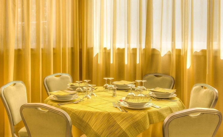 Imagen del bar/restaurante del Hotel Mizar, Chianciano Terme. Foto 7