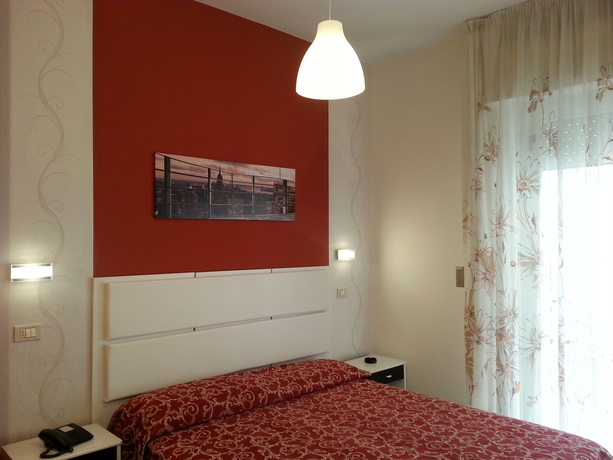 Imagen de la habitación del Hotel Mizar, Rimini. Foto 3