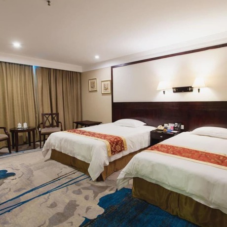 Imagen de la habitación del Hotel Mizparton. Foto 6