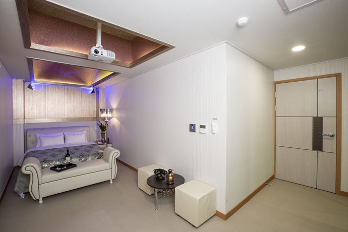 Imagen de la habitación del Hotel Mj. Foto 4