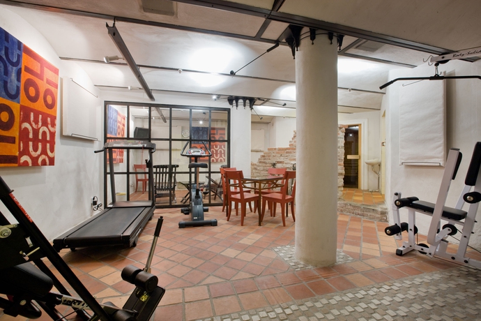 Imagen de los interiores del Hotel Mj's. Foto 12