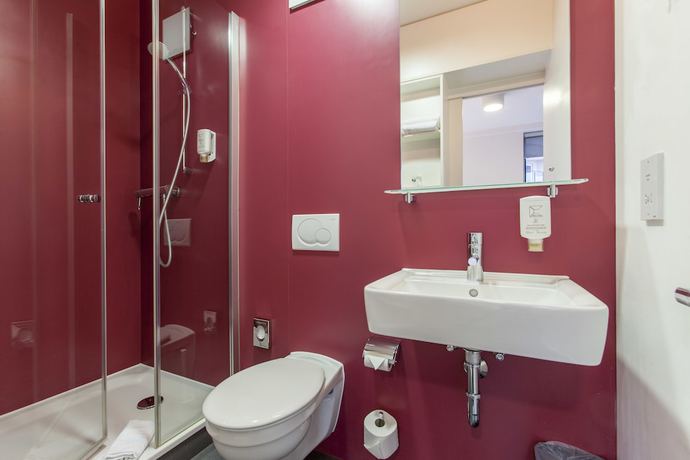 Imagen de la habitación del Hotel Mk London. Foto 7