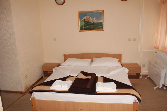 Imagen de la habitación del Hotel Mladost. Foto 13