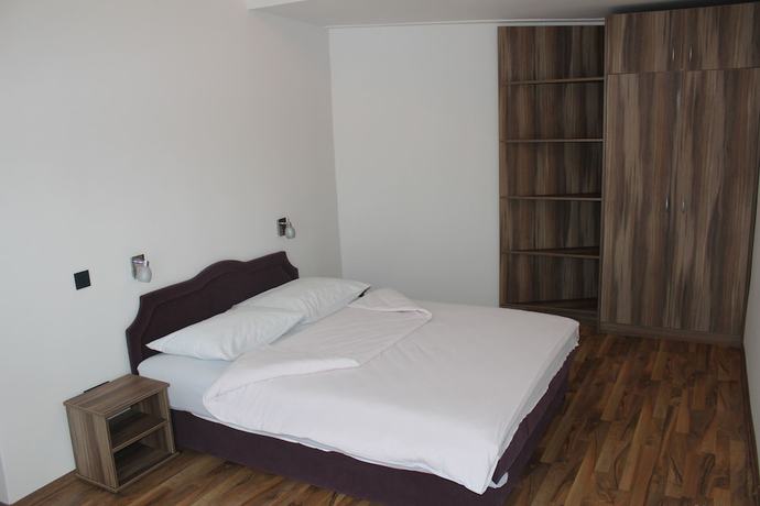 Imagen de la habitación del Hotel Mladost. Foto 16