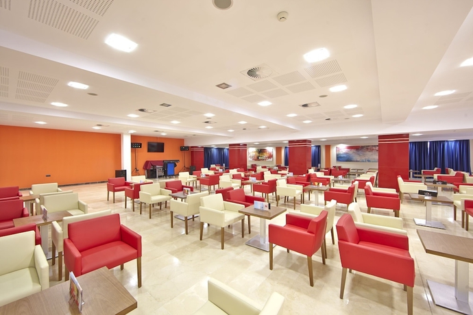 Imagen de los interiores del Hotel Mll Caribbean Bay. Foto 19