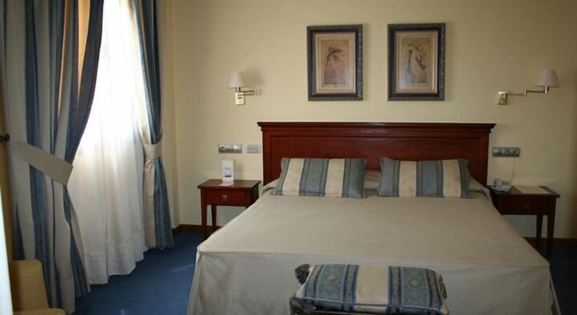 Imagen de la habitación del Hotel Mm Antequera. Foto 4