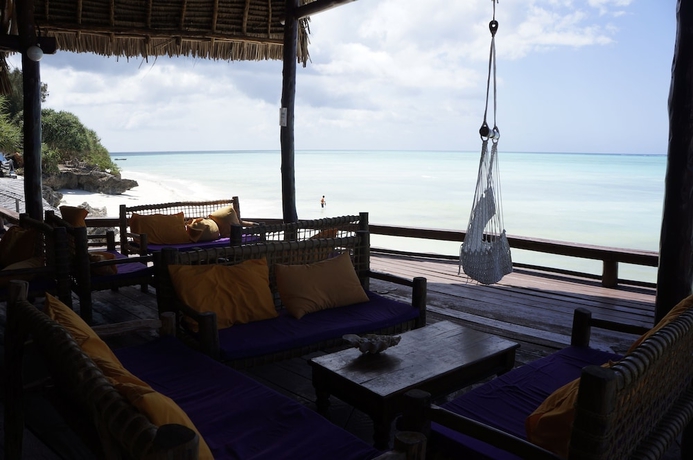 Imagen de los interiores del Hotel Mnarani Beach Cottages. Foto 19