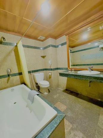 Imagen de la habitación del Hotel Mường Thanh Grand Gia Lai. Foto 19