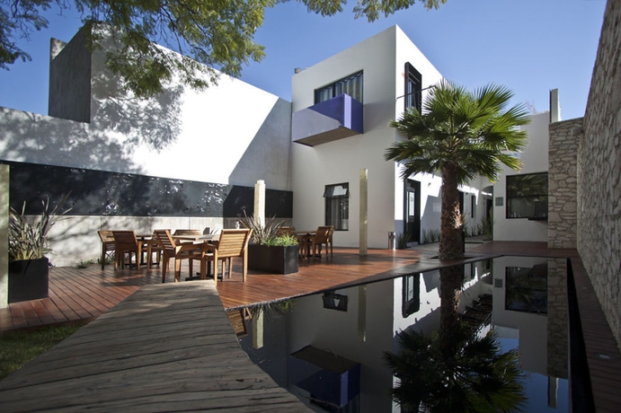 Imagen de la piscina del Hotel Mo17 Boutique. Foto 16