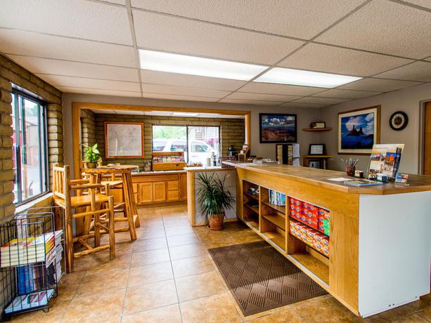 Imagen de los interiores del Hotel Moab Rustic Inn. Foto 7