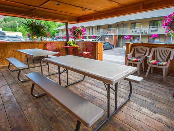 Imagen de los exteriores del Hotel Moab Rustic Inn. Foto 5