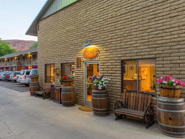 Imagen de los exteriores del Hotel Moab Rustic Inn. Foto 6