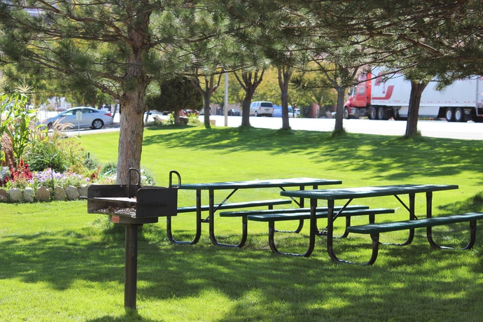 Imagen de los exteriores del Hotel Moab Valley Inn. Foto 10