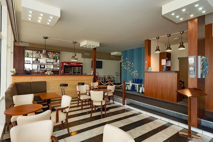 Imagen de la habitación del Hotel M&oacute;l&oacute;, Siofok. Foto 11