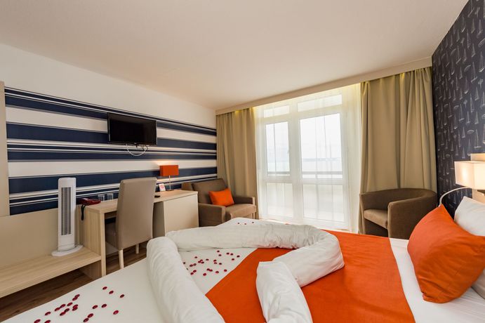 Imagen de los exteriores del Hotel M&oacute;l&oacute;, Siofok. Foto 14