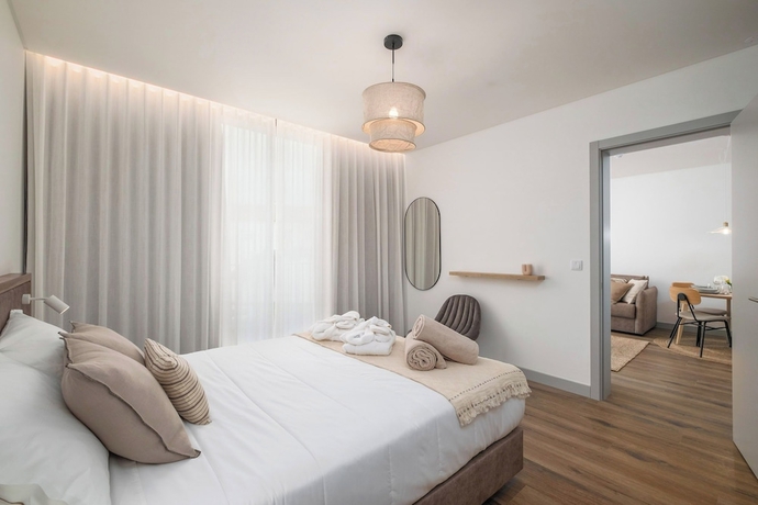 Imagen de la habitación del Hotel M&oacute;naco Suites and Garden. Foto 3
