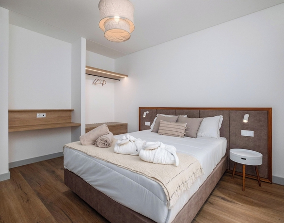 Imagen de la habitación del Hotel M&oacute;naco Suites and Garden. Foto 4