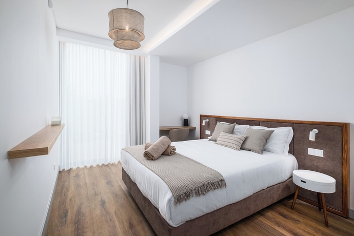 Imagen de la habitación del Hotel M&oacute;naco Suites and Garden. Foto 6