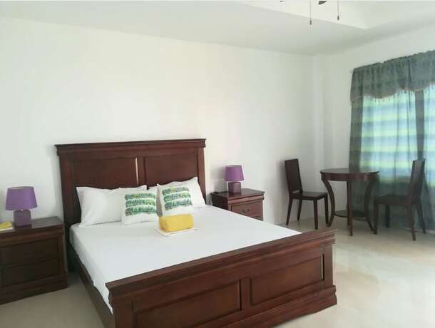 Imagen de la habitación del Hotel Moalboal Tropics. Foto 16