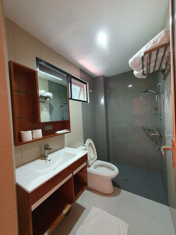 Imagen de la habitación del Hotel Moalboal Tropics. Foto 24