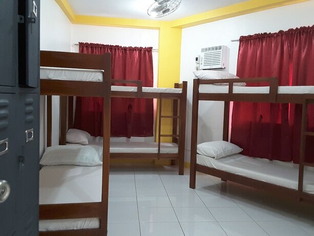 Imagen de la habitación del Hotel Moalboal Tropics. Foto 33