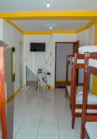 Imagen de la habitación del Hotel Moalboal Tropics. Foto 37