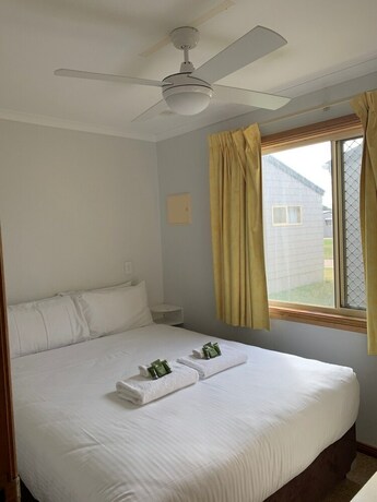Imagen de la habitación del Hotel Moana Beach Tourist Park. Foto 13