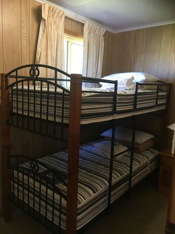 Imagen de la habitación del Hotel Moana Beach Tourist Park. Foto 31
