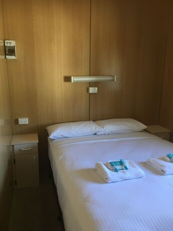 Imagen de la habitación del Hotel Moana Beach Tourist Park. Foto 35