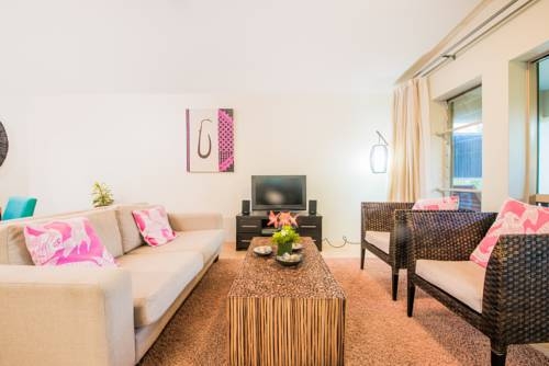 Imagen de la habitación del Hotel Moana Sands Beachfront Villas. Foto 2