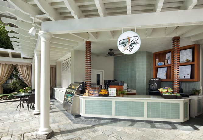 Imagen del bar/restaurante del Hotel Moana Surfrider, A Westin Resort and Spa, Waikiki Beach. Foto 12