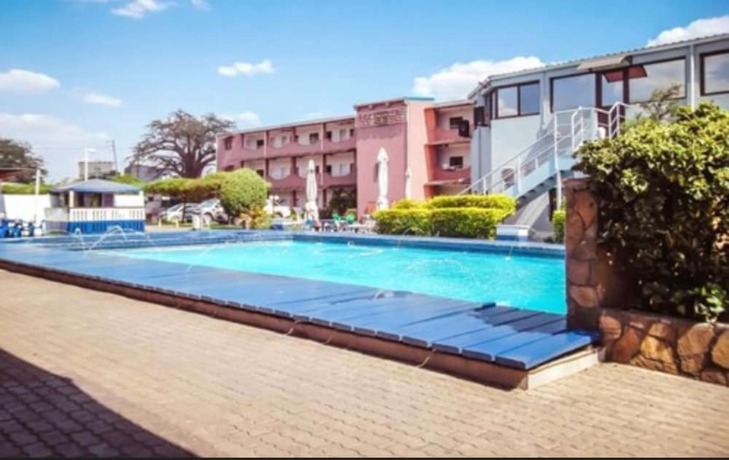 Imagen de la piscina del Hotel Moatize. Foto 19