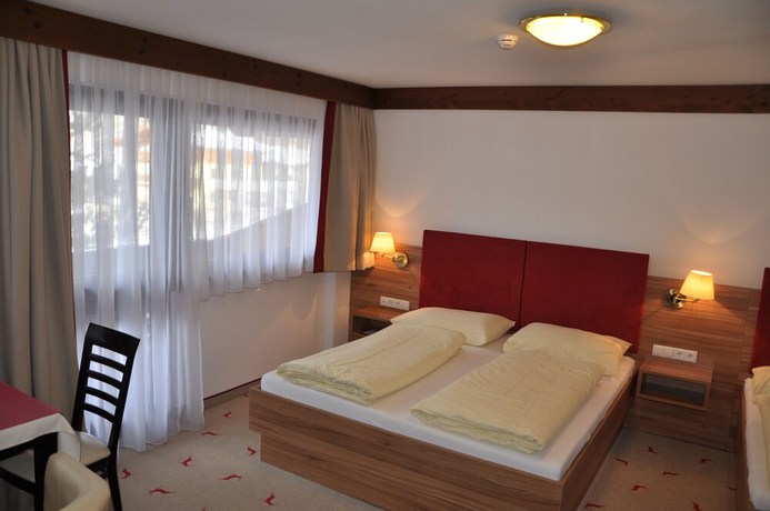 Imagen de la habitación del Hotel Moawirt. Foto 4