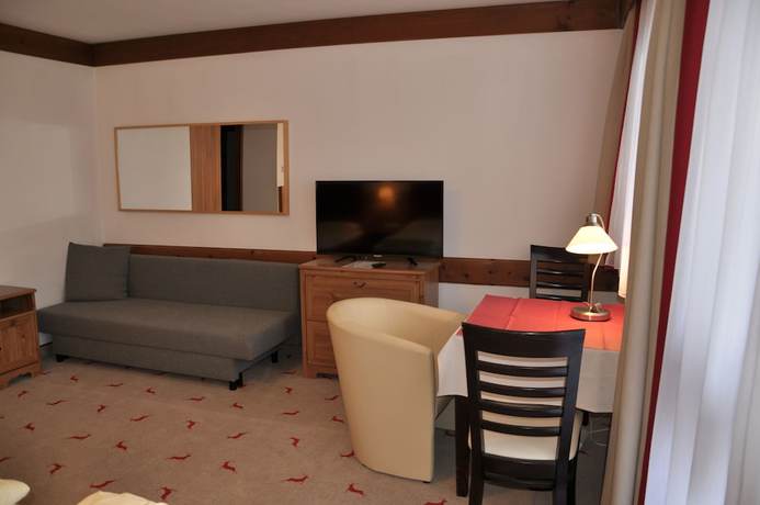 Imagen de la habitación del Hotel Moawirt. Foto 7