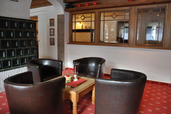 Imagen de los interiores del Hotel Moawirt. Foto 19