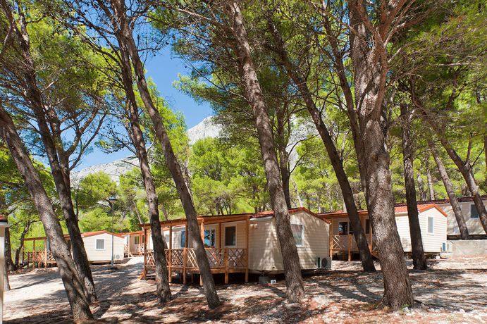 Imagen de los interiores del Hotel Mobile Homes Baško Polje Campground. Foto 16