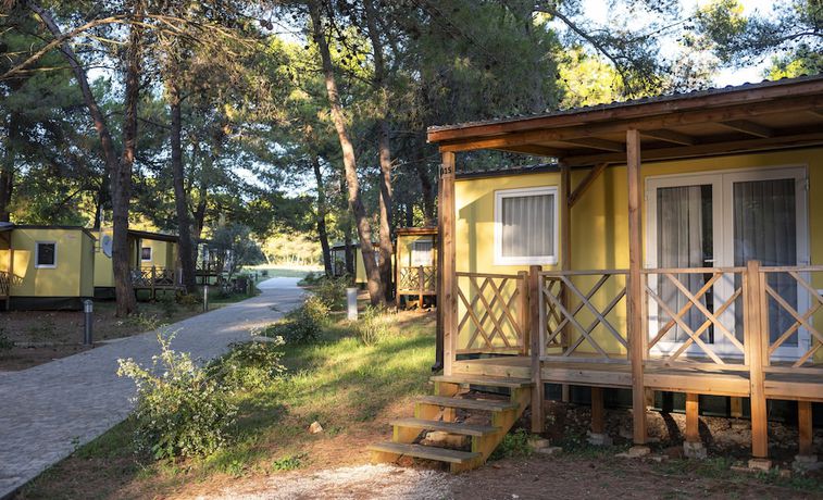 Imagen de la habitación del Hotel Mobile Homes Brijuni Pineta. Foto 17