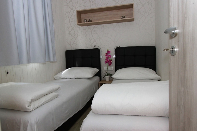 Imagen de la habitación del Hotel Mobile Homes Camp Galeb. Foto 5