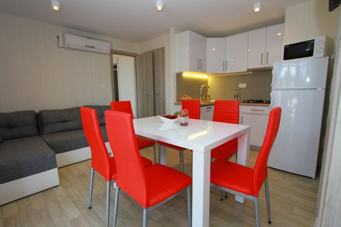 Imagen de la habitación del Hotel Mobile Homes Camp Galeb. Foto 6