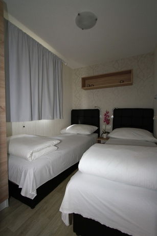 Imagen de la habitación del Hotel Mobile Homes Camp Galeb. Foto 11