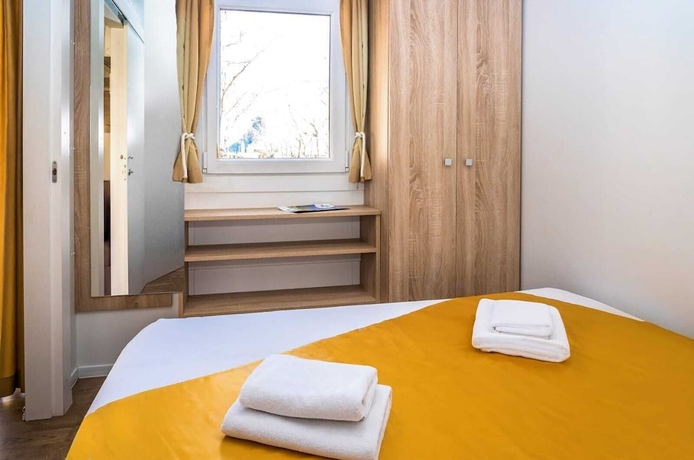 Imagen de la habitación del Hotel Mobile Homes Camp Galeb. Foto 13