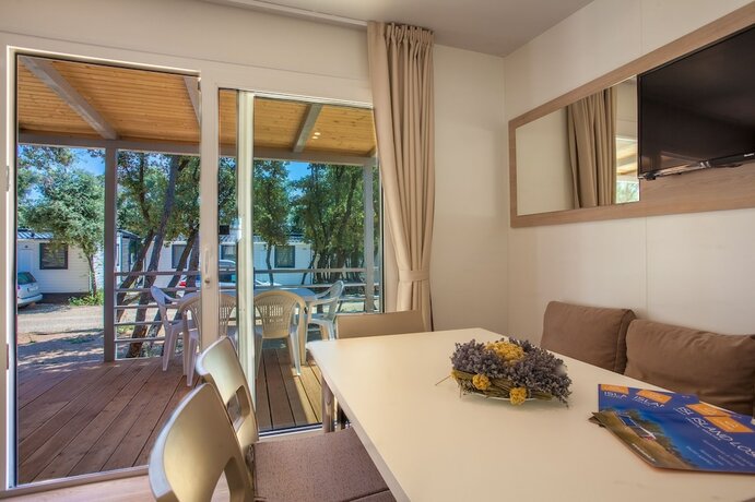 Imagen general del Hotel Mobile Homes Delta at Campsite Lopari. Foto 8